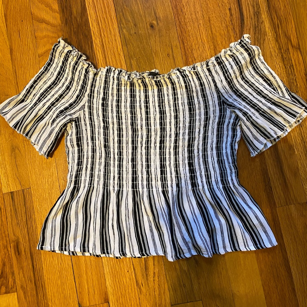 Kendall & Kylie off the shoulder top